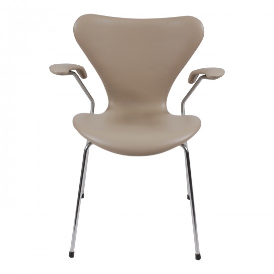 Arne Jacobsen 3207 seven armchair grey leather Cph Classic